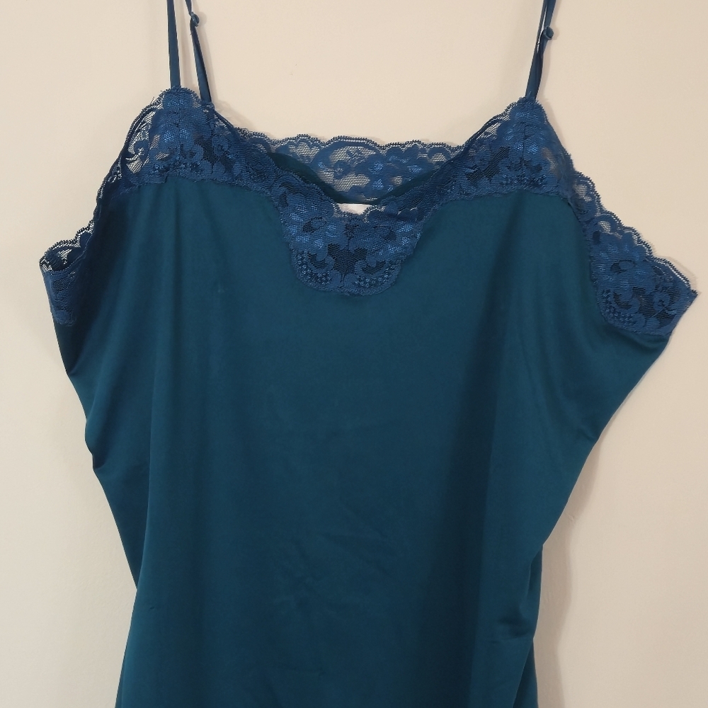 RICKI'S XL Minimalist Teal Lace Tank Top Y2K Layering V-Neck Camisole Basic Chic - Picture 3 of 13